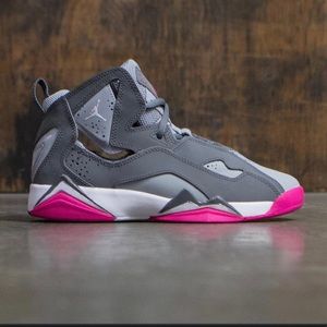 Ar jordan true flight cool grey pink. Used but in great condition. Kids size 2Y.